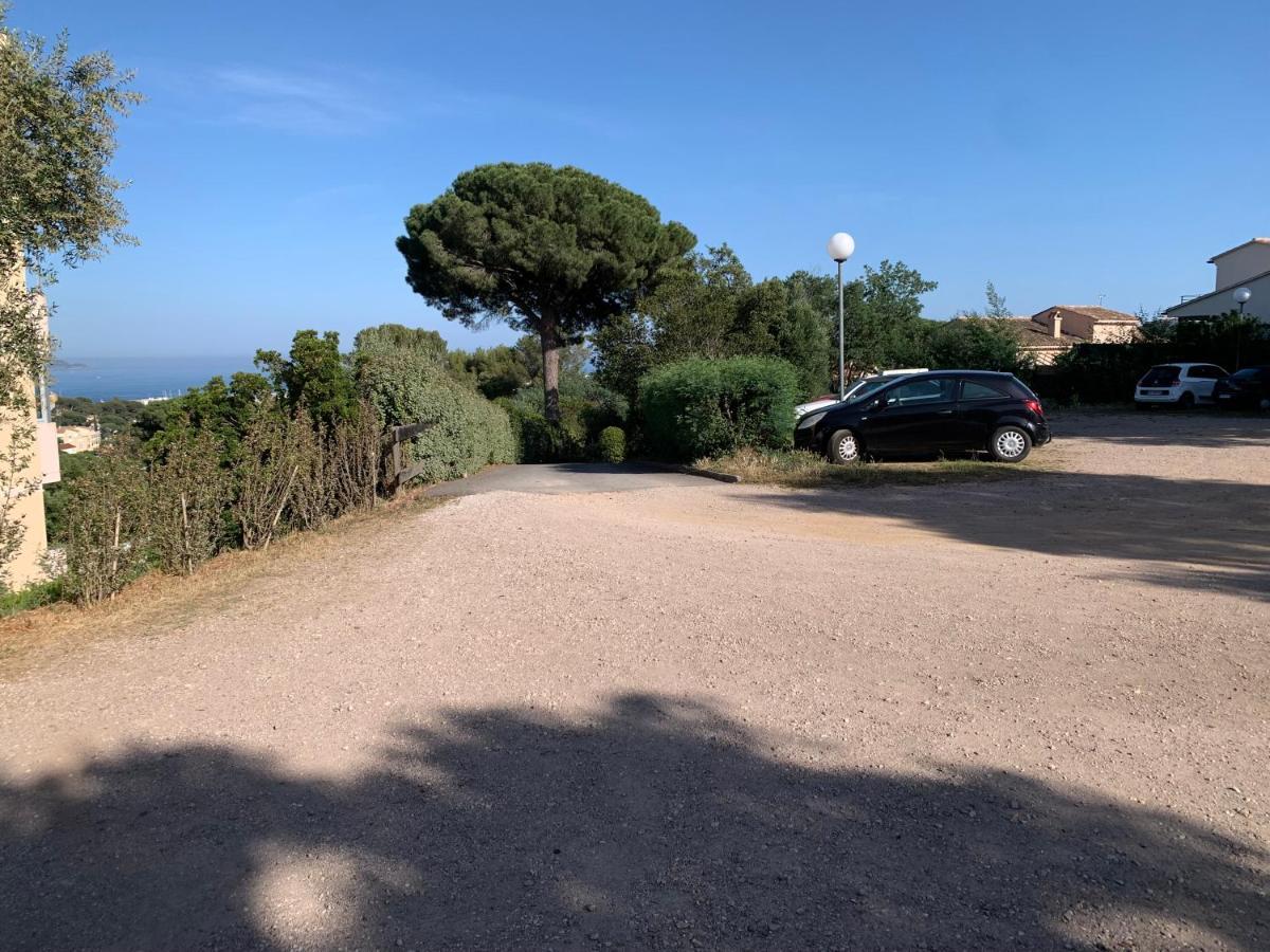 A 10Mn De La Plage!! Cavalaire-sur-Mer Exteriör bild
